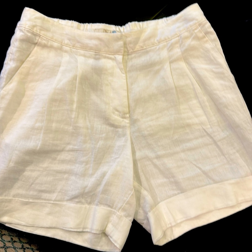 White Biden linen shorts